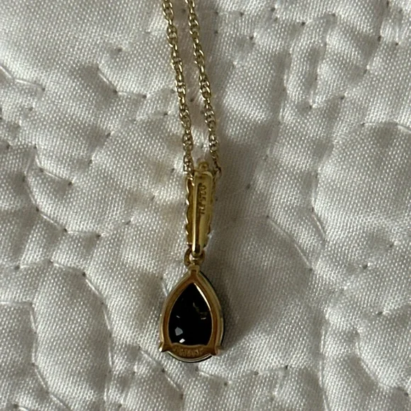 Onyx necklace - Picture 6 of 7